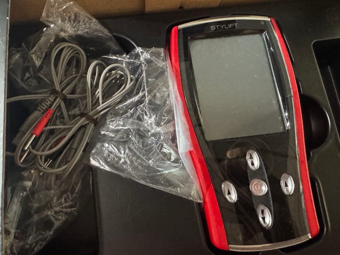 ボディ・フェイスケア EMS STYLIFT USED