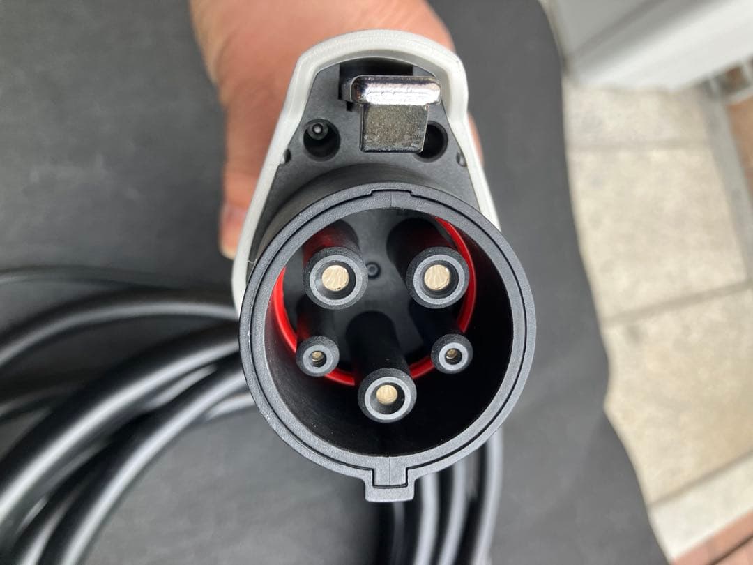 リ*ー様 EV充電ケーブル200V普通充電 約6m