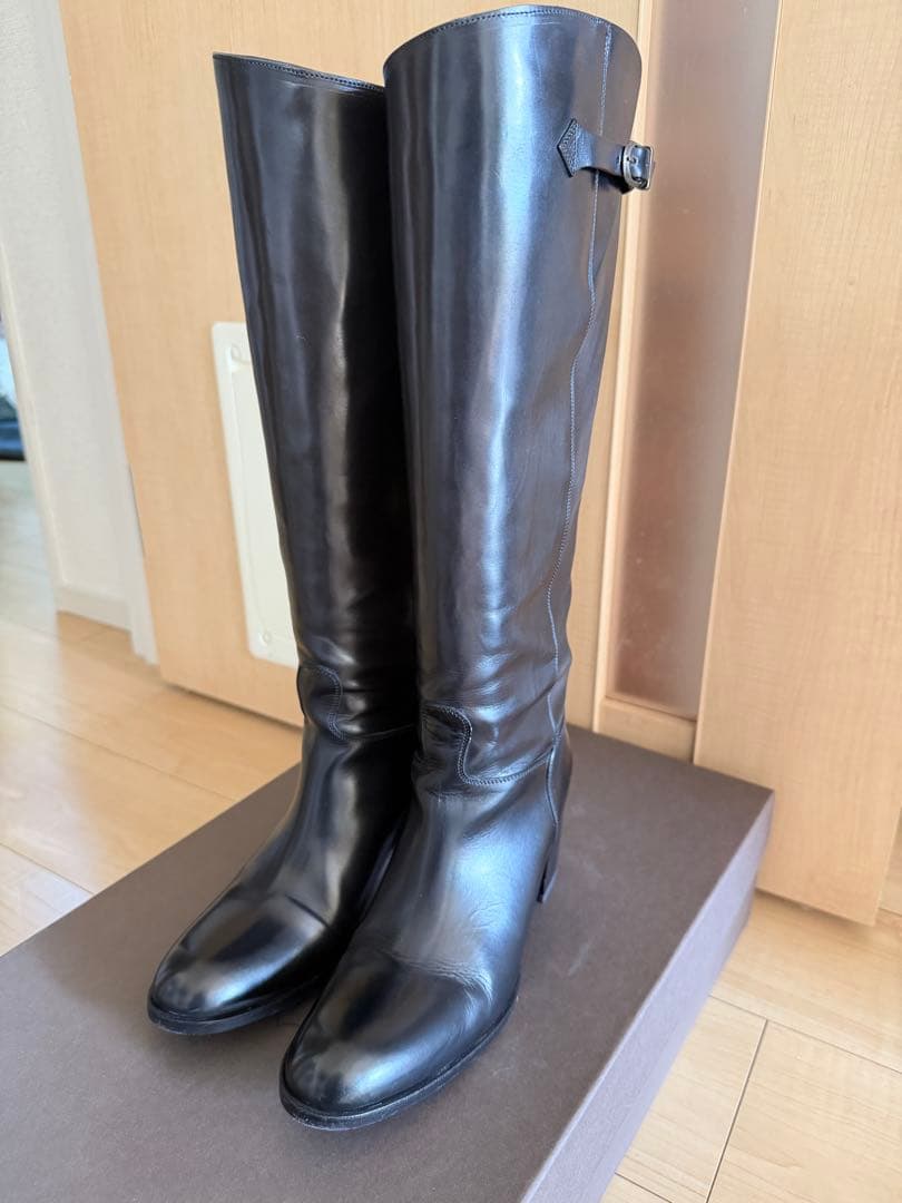 ブラックロングブーツ バックル付き
