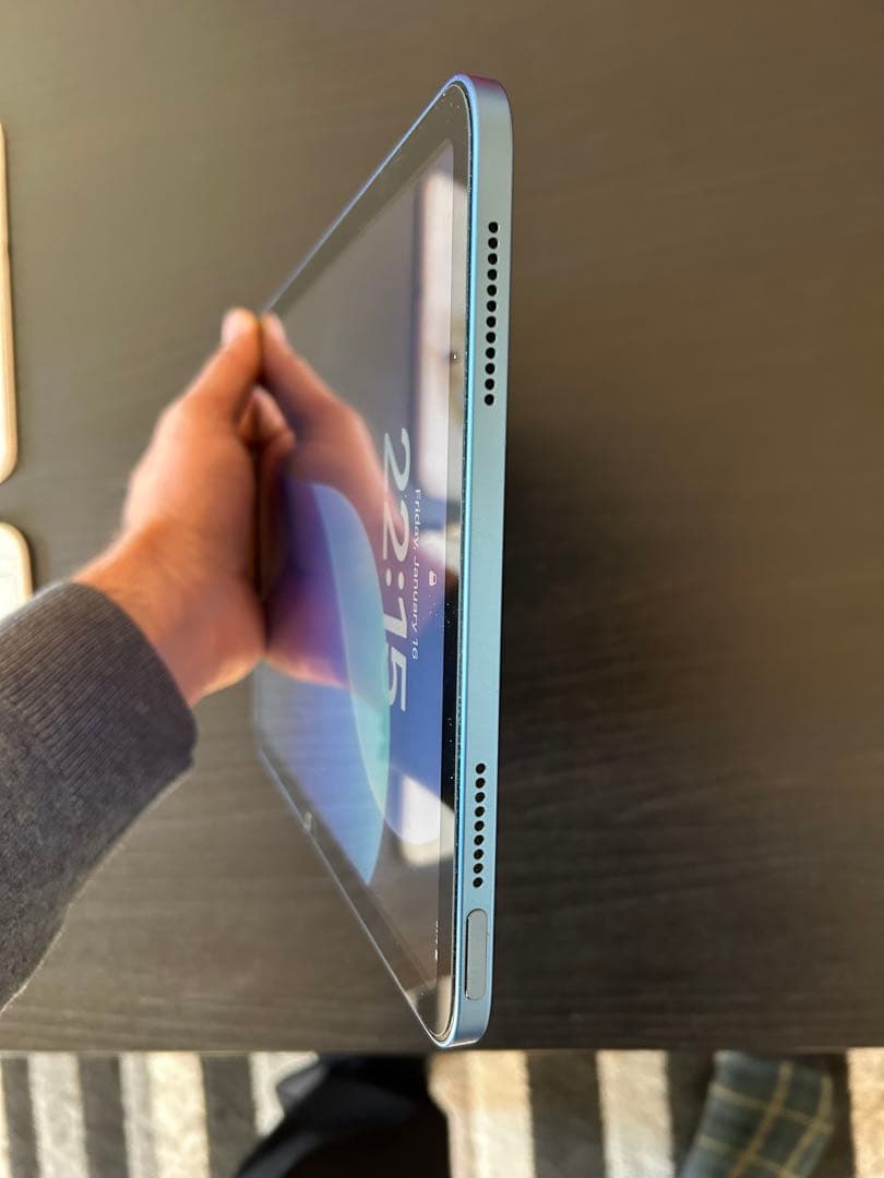 Apple iPad (第10世代) 64GB ブルー Wi-Fiモデル