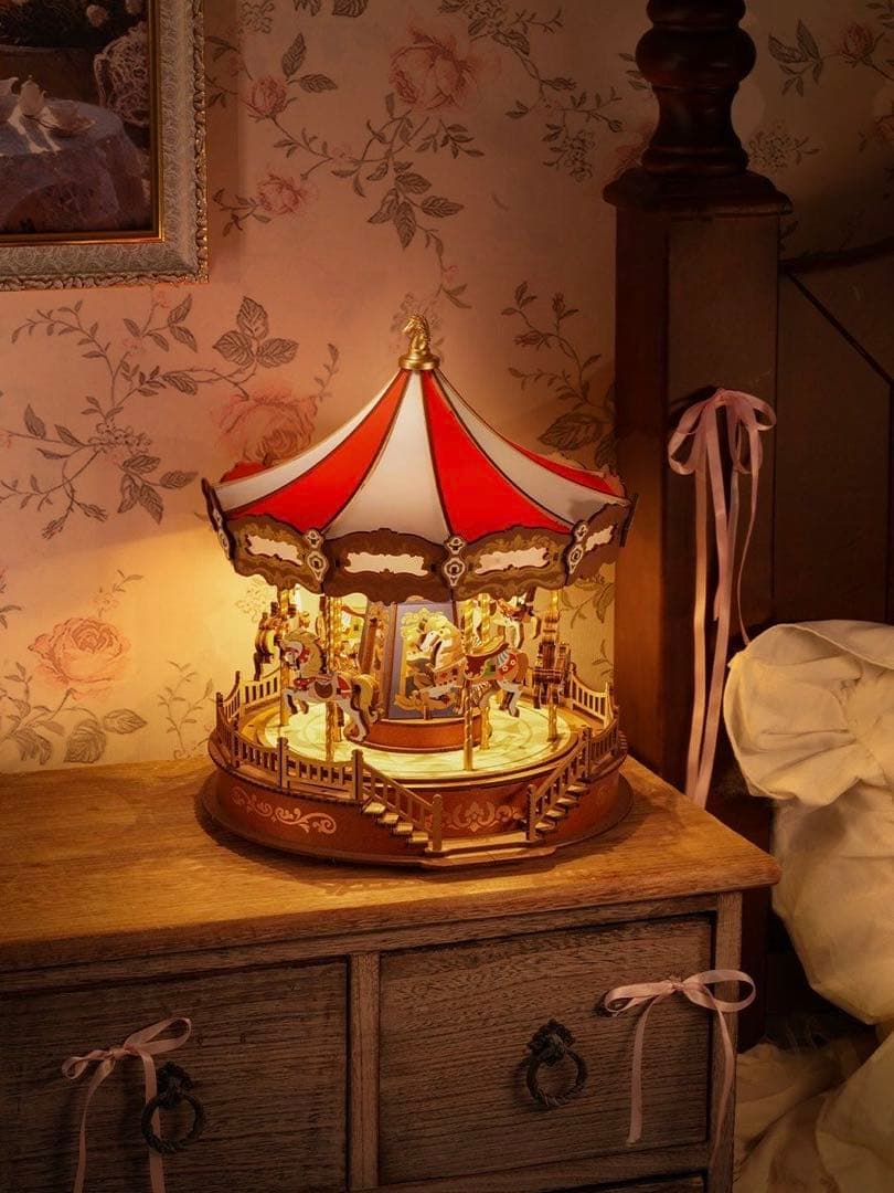 新品　回転木馬　オルゴール　完成品販売　クリスマスプレゼント