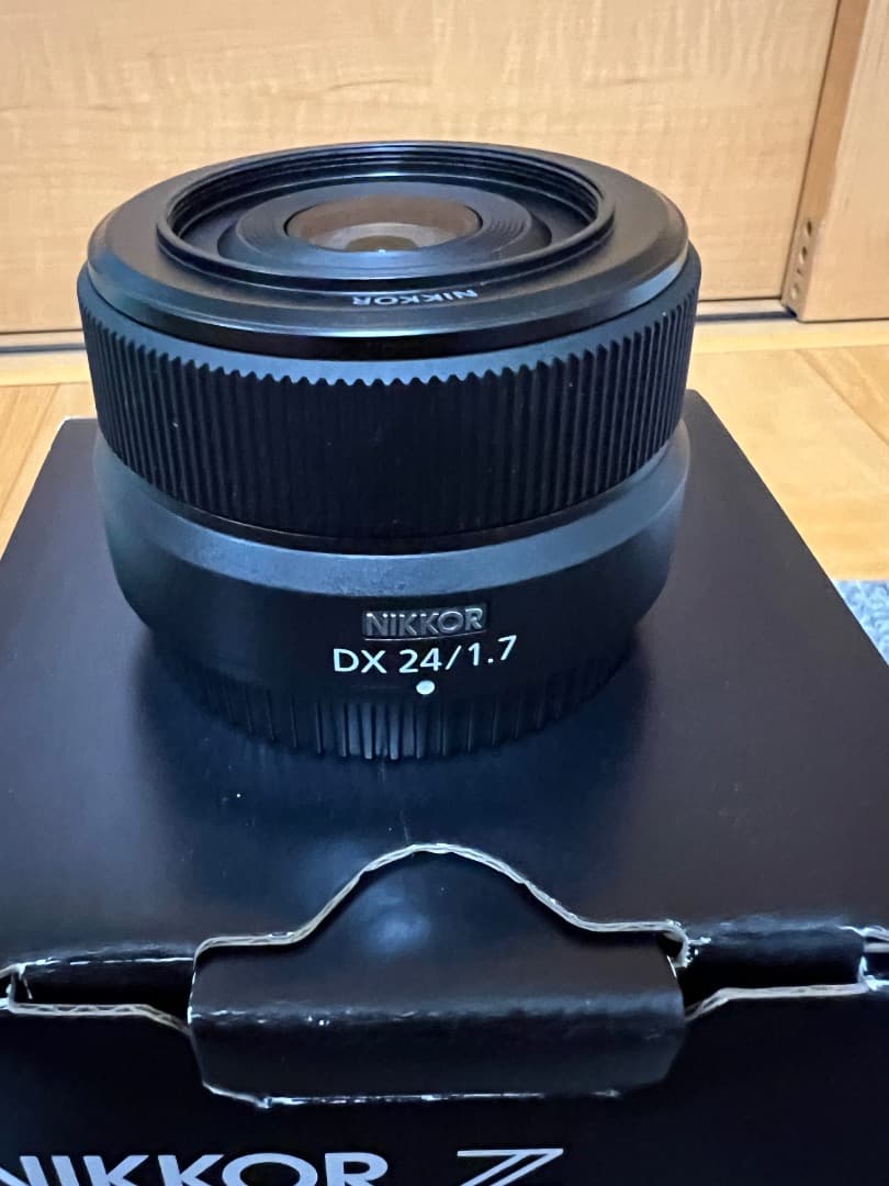 極美品　NIKKOR Z DX 24mm f/1.7