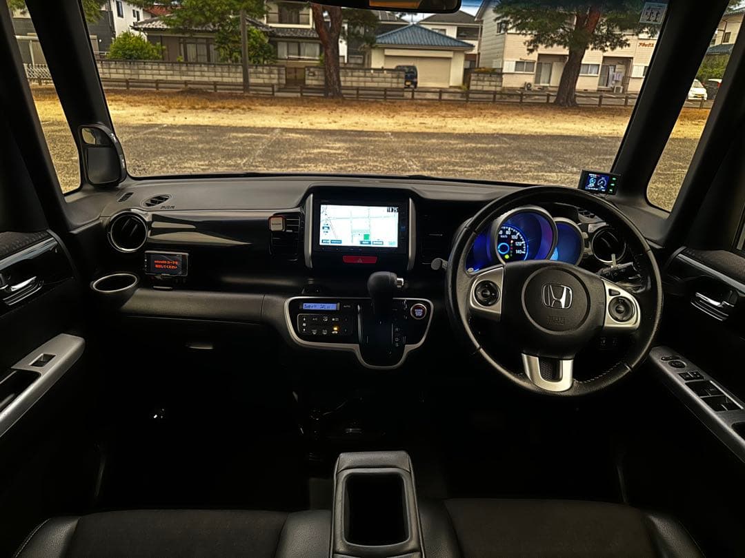 ホンダN-BOXカスタムG・ターボLパッケージ⭐️28年⭐️綺麗‼️車検2年付き‼️