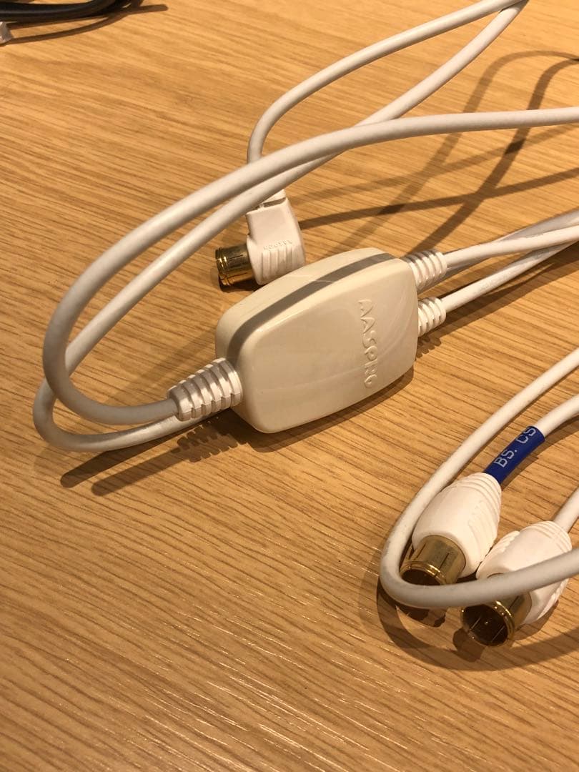 Panasonic 液晶テレビ 24インチ　TH-24C305 リモコン付き