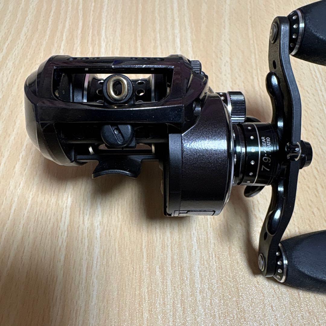 アブガルシア レボ LTX 7.9:1 レフトハンドル