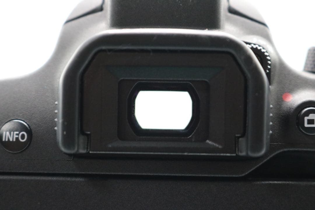 美品 【Canon EOS Kiss X9i ダブルレンズセット】 安心保証あり