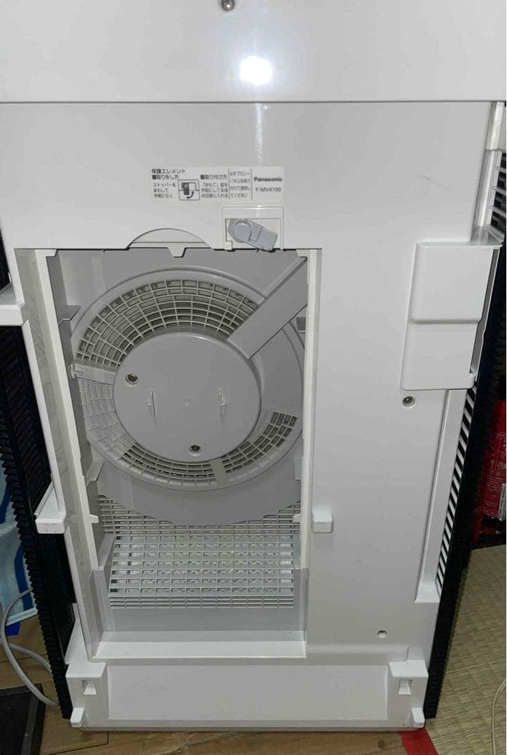 空気清浄機・イオン発生器 panasonic f-mv4100