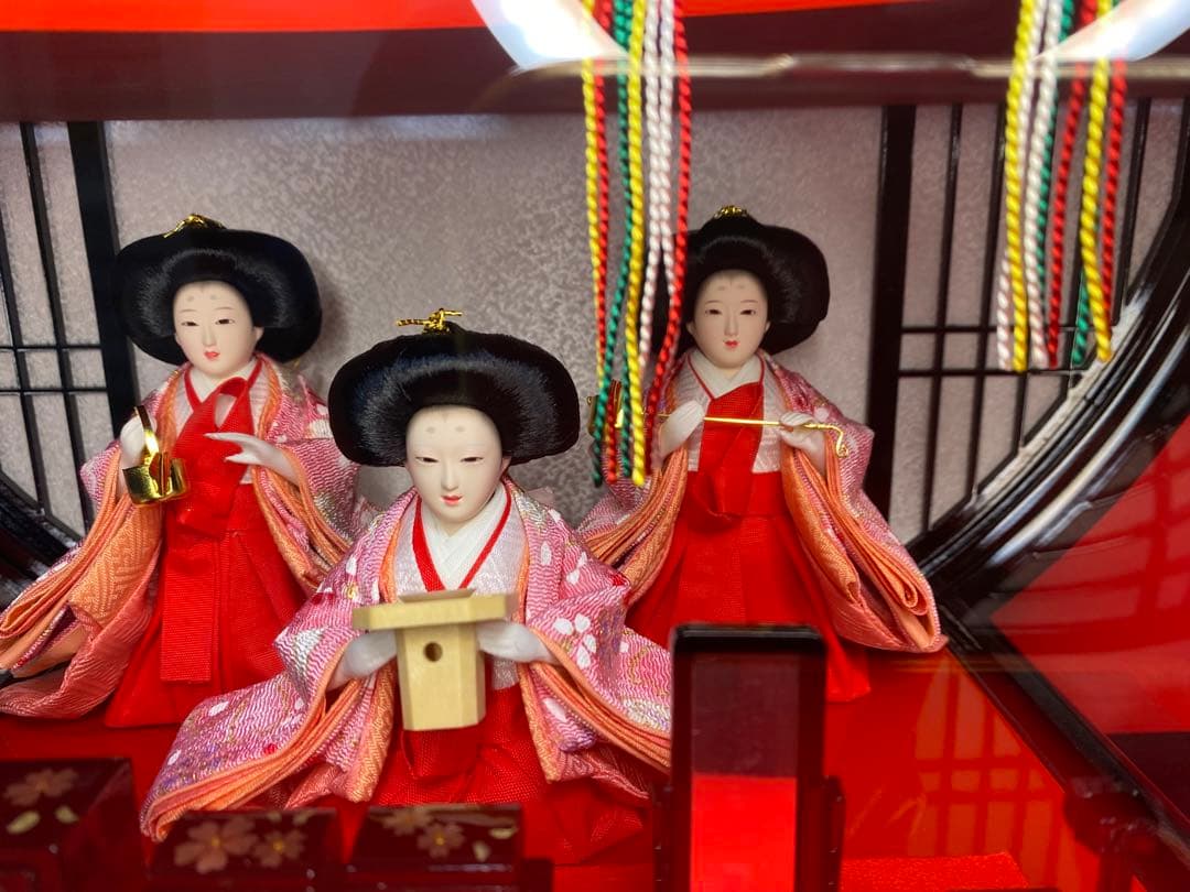 雛人形　五人飾り円型アクリルケース入・間口約４４×奥約２３×高約４５㎝