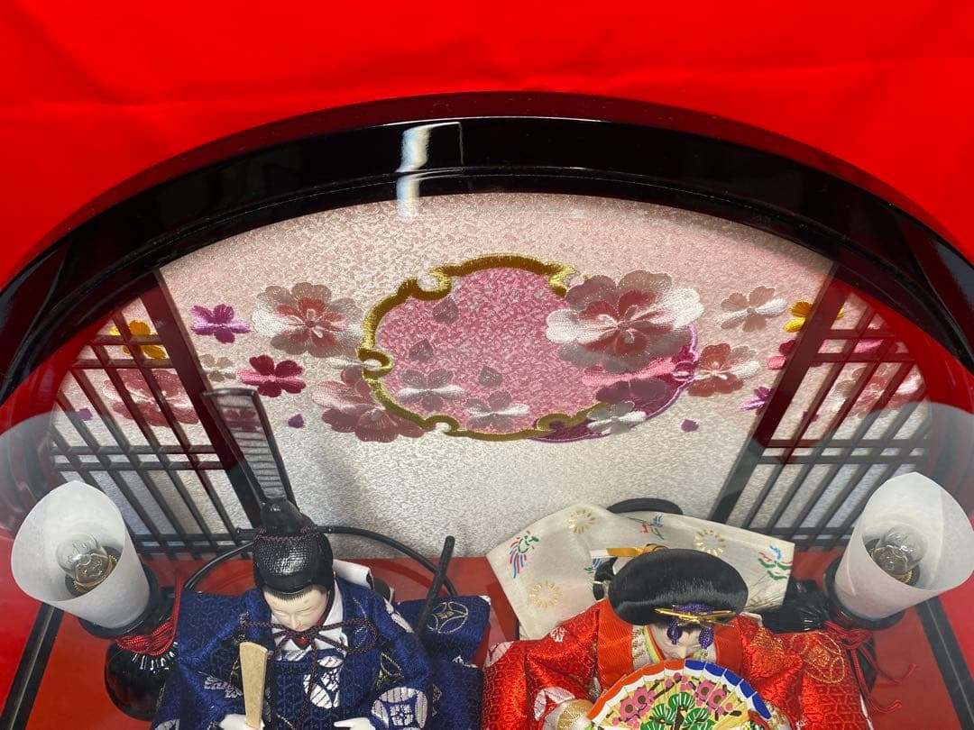 雛人形　五人飾り円型アクリルケース入・間口約４４×奥約２３×高約４５㎝