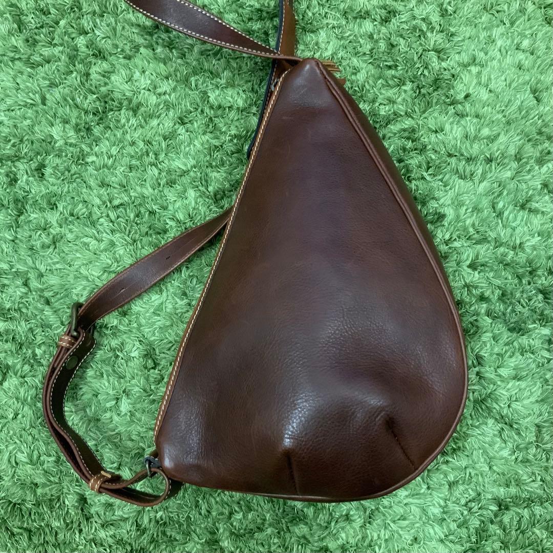 美品！ 札幌革職人館 LS レザーステーションサッポロ 本革 ボディーバッグ