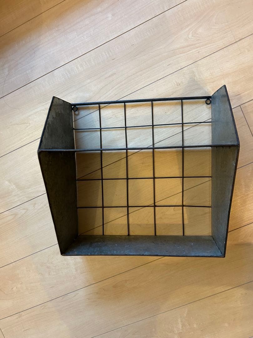 インダストリアル　ウォールラック シェルフ ブリキ 棚 什器 アンティーク