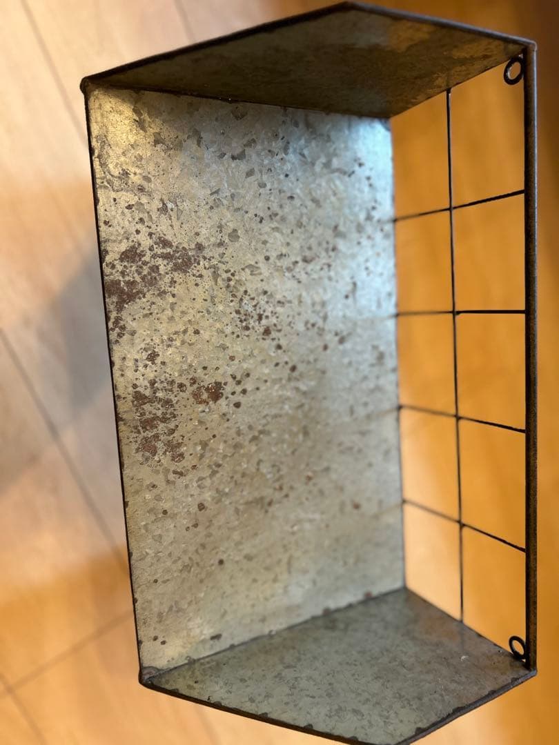 インダストリアル　ウォールラック シェルフ ブリキ 棚 什器 アンティーク