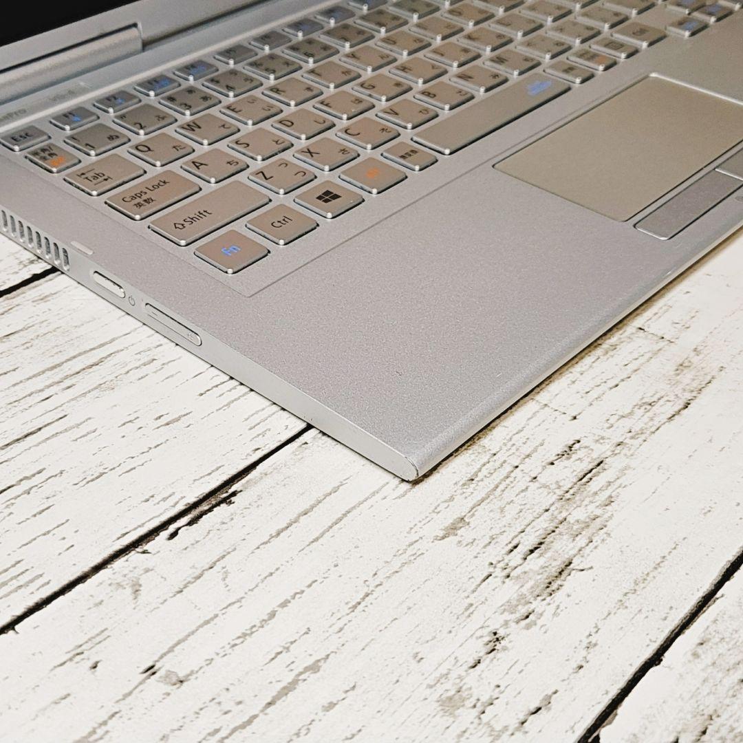 タッチパネルで操作OK♪第8世代Core i5 タブレットPC SSD