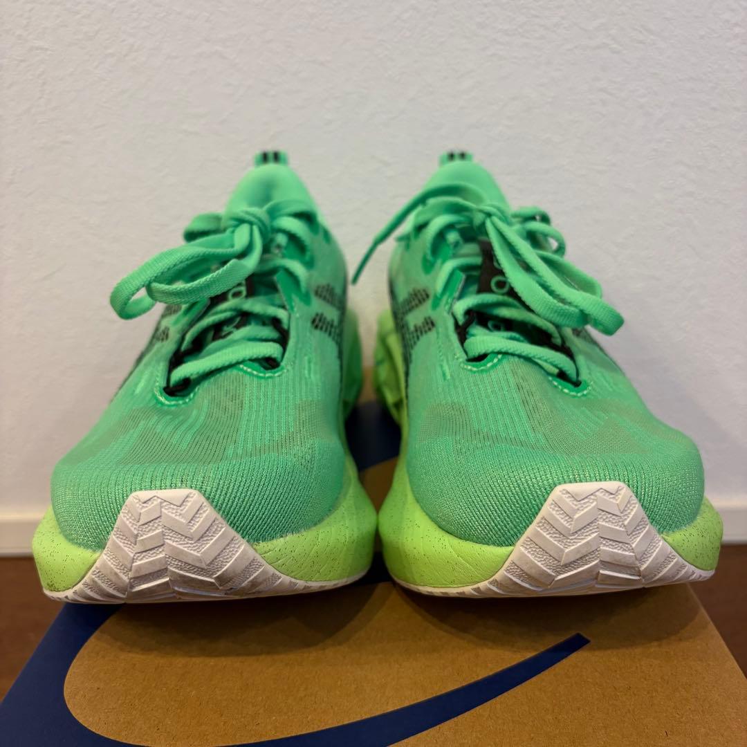 ASICS NOVABLAST5 22.5cm ほぼ新品未使用