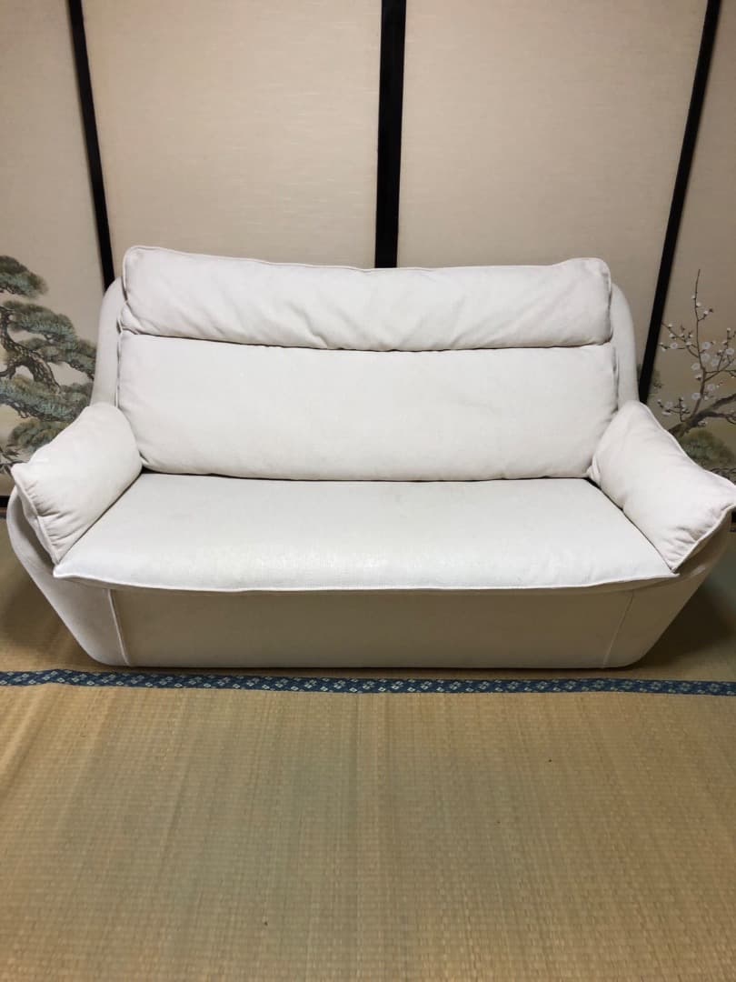 日本フクラのマジェス3人掛けソファー