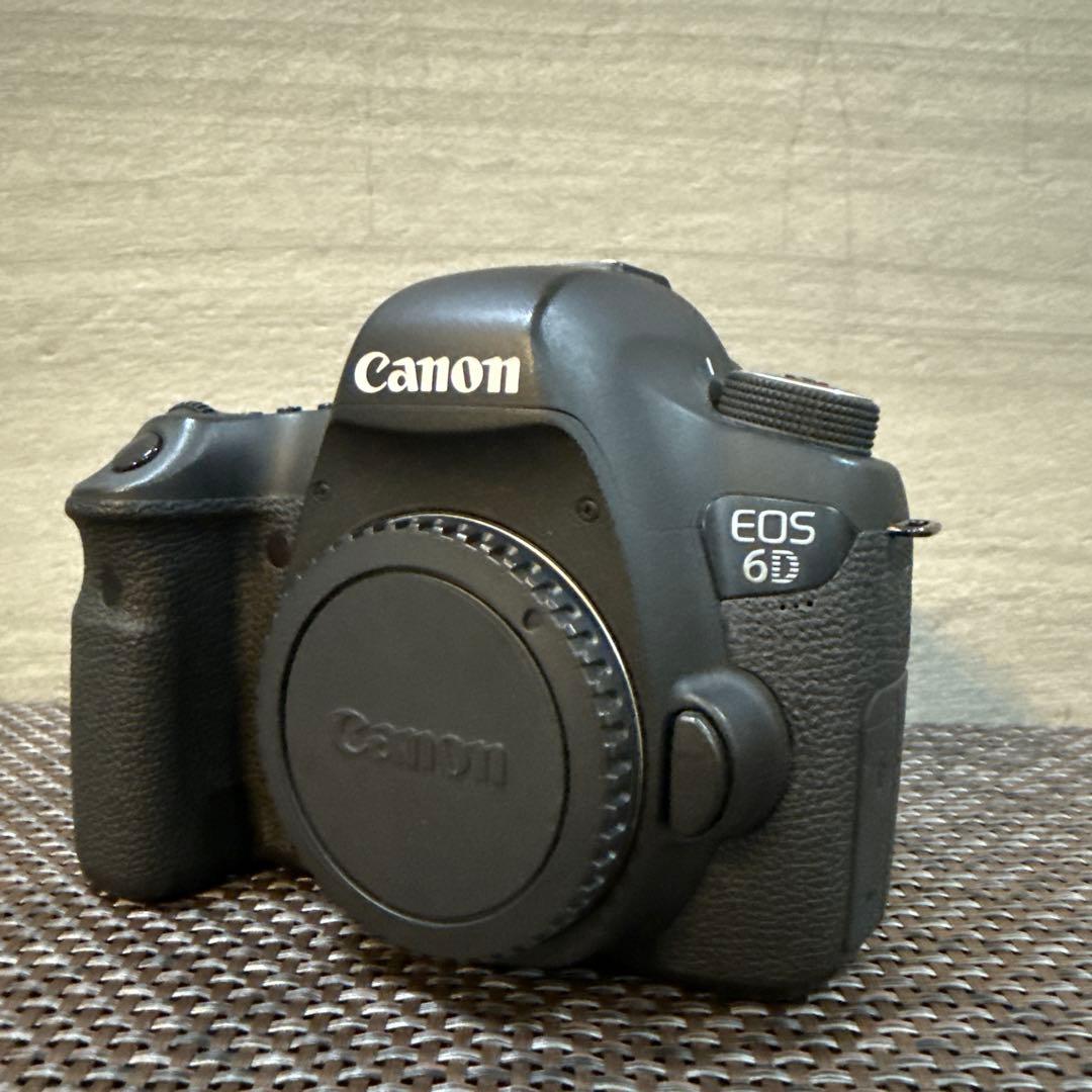 グランパスター様用Canon EOS 6D 本体（ストラップ未使用）
