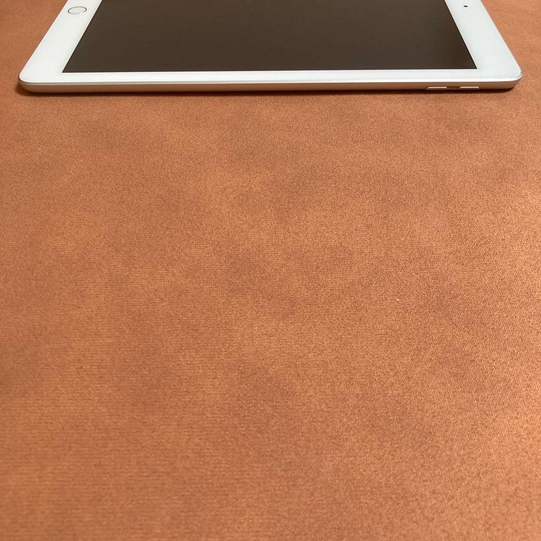 2637【早い者勝ち】電池新品☆iPad6 第6世代 128GB WIFIモデル
