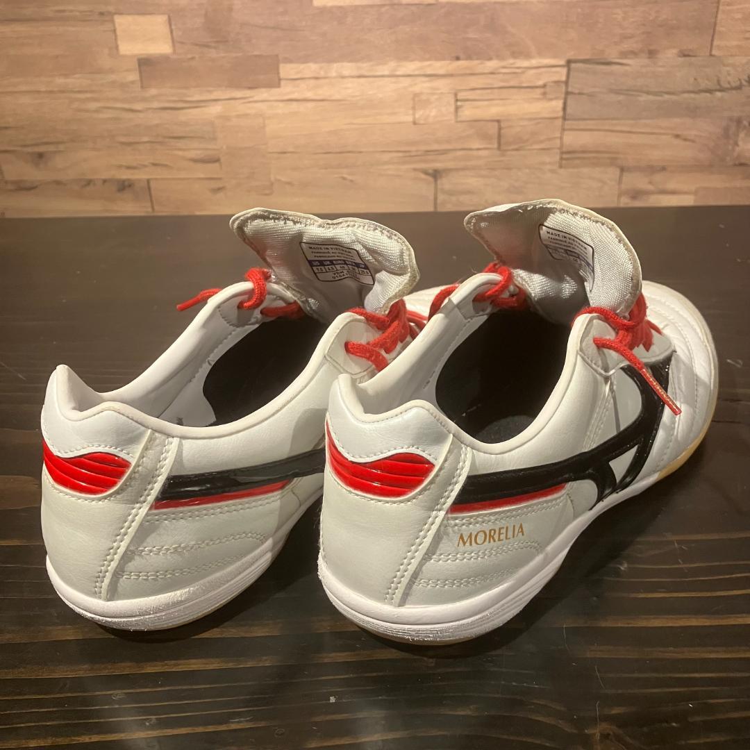 MIZUNO　フットサルシューズ　MORELIA　白/黒/赤　25.5cm