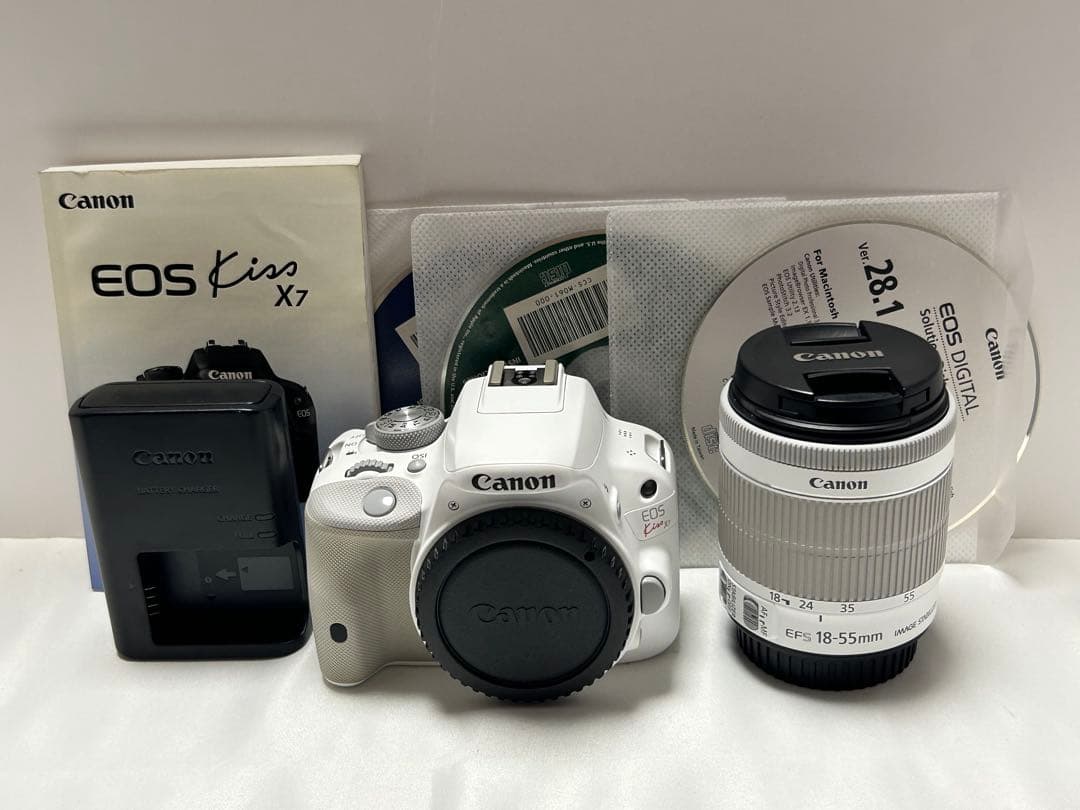 【美品】Canon EOS Kiss X7 ホワイト デジタル一眼カメラ