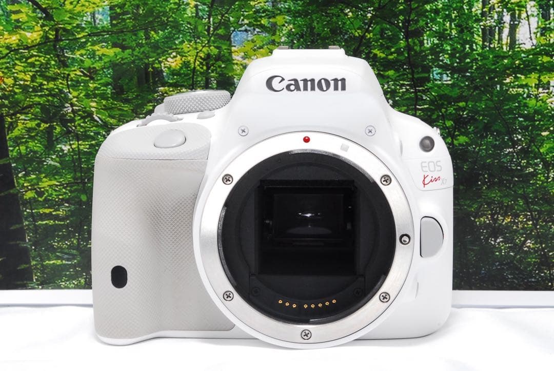 【美品】Canon EOS Kiss X7 ホワイト デジタル一眼カメラ