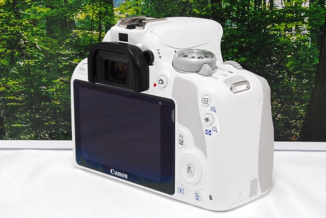 【美品】Canon EOS Kiss X7 ホワイト デジタル一眼カメラ