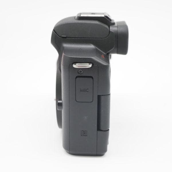 ショット数2,000以下！元箱付き！■ほぼ新品■CANON EOS Kiss M