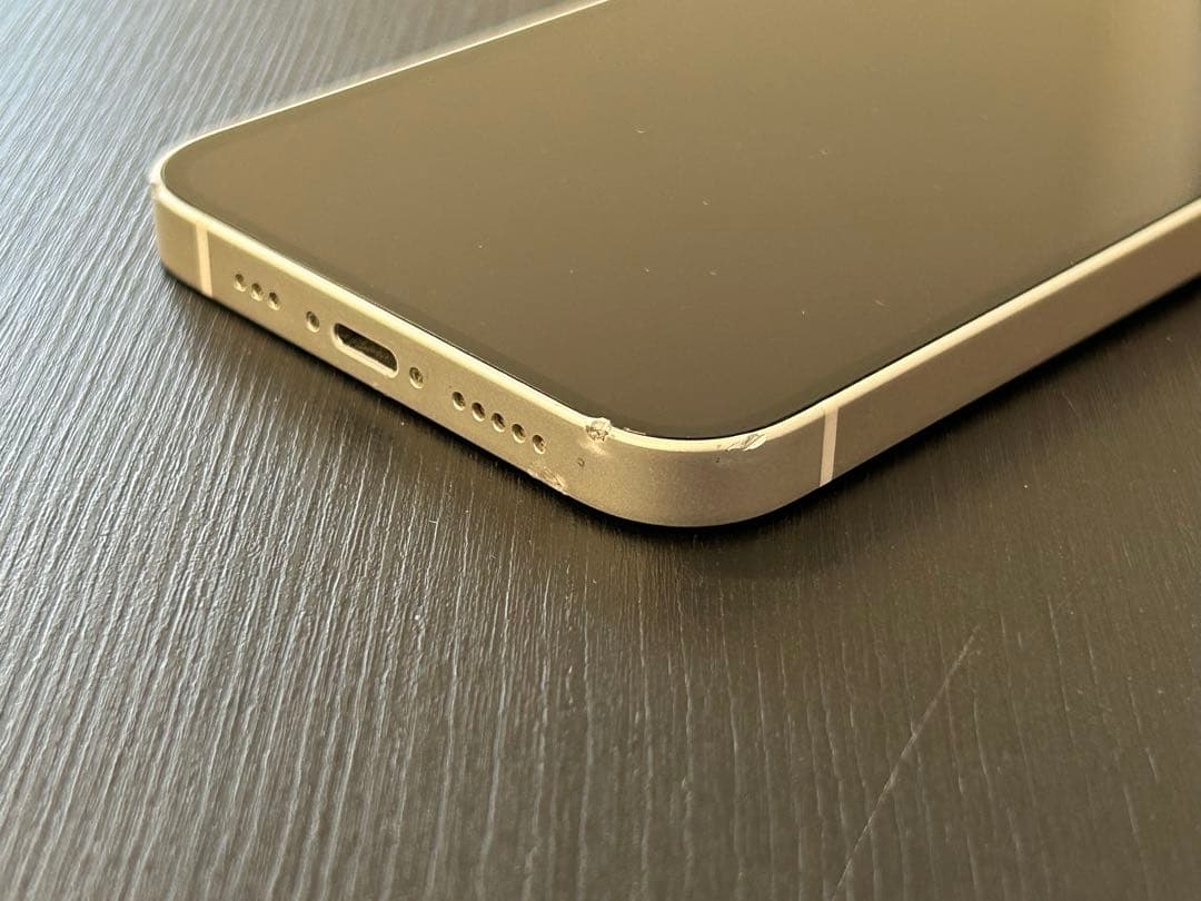 【美品】 iPhone12本体 64GB ホワイト★SIMフリー★おまけ付