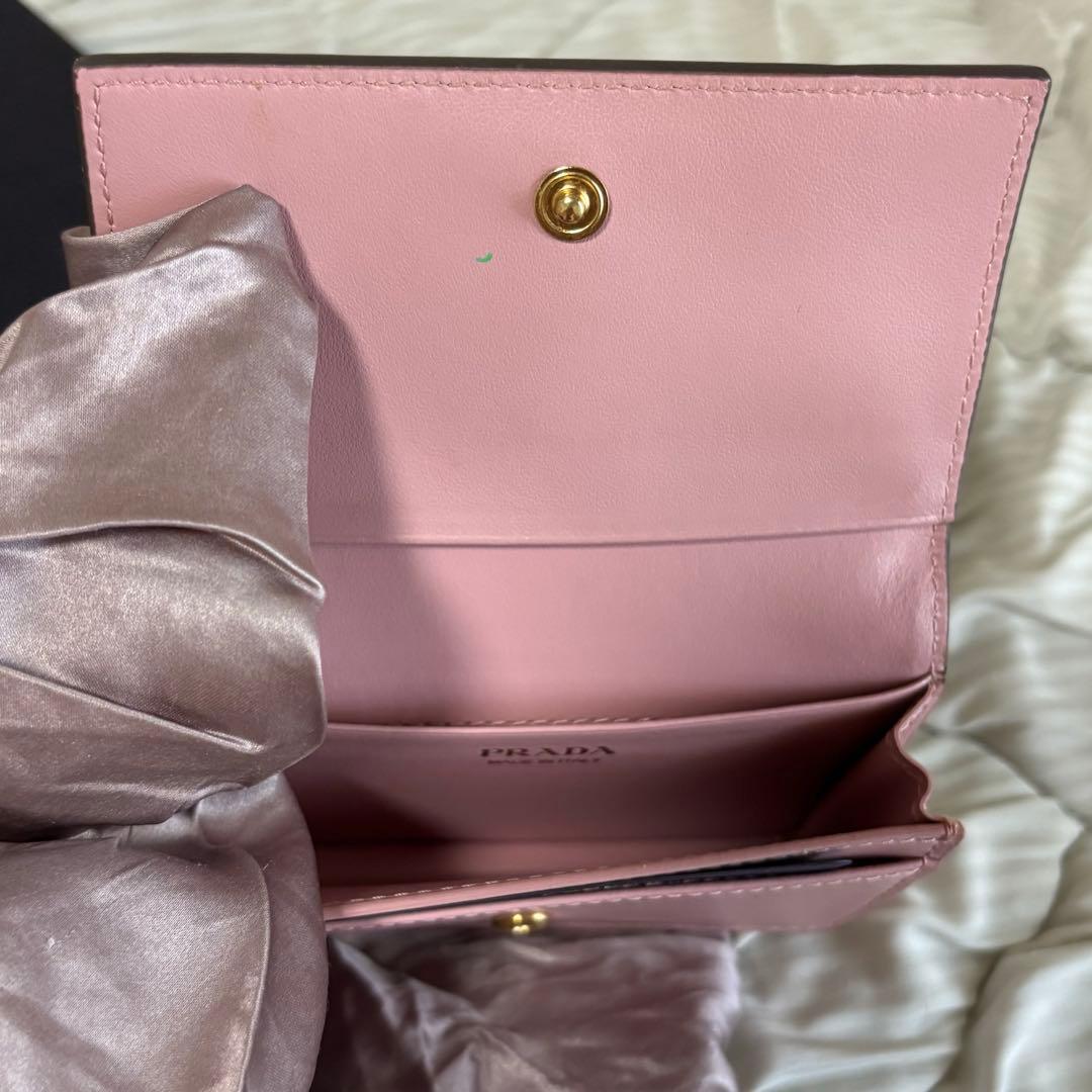 【匿名配送】PRADA 名刺入れ 証明書付