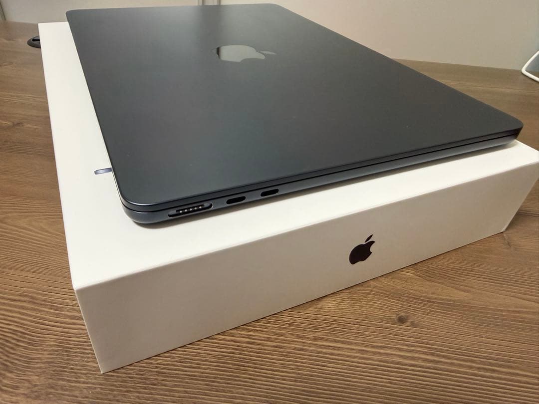 ハイスペック！MacBook air M2 24GB/512GBアップルケア付！