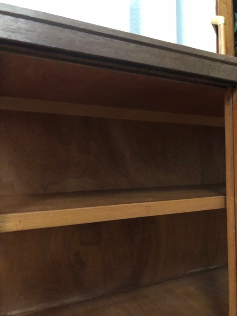 昭和レトロ古家具　ガラス3面仕様　飾り棚　ディスプレイ棚　収納棚