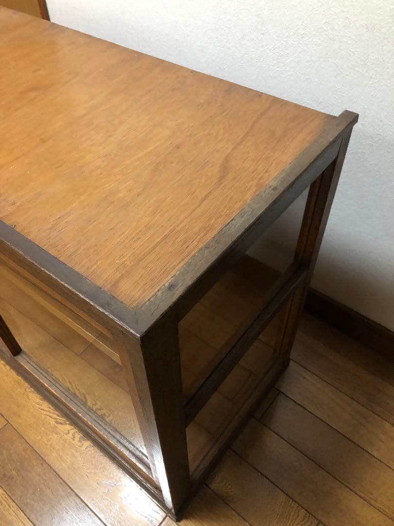 昭和レトロ古家具　ガラス3面仕様　飾り棚　ディスプレイ棚　収納棚