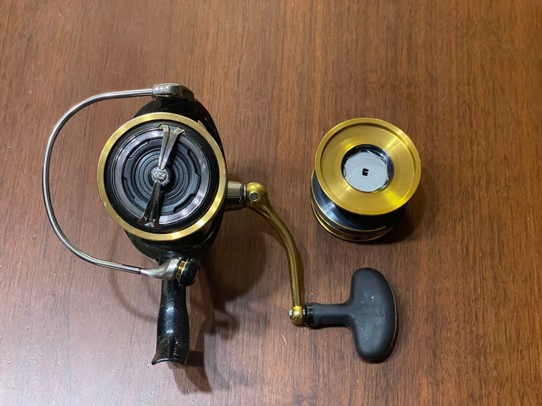 レガリス LT5000D-CXHと純正スプール＋1個セット