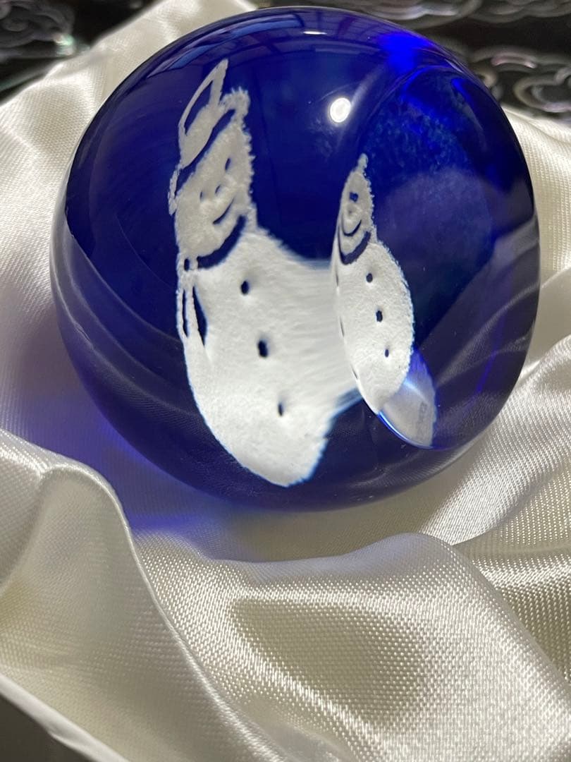 ケイスネス 社スノーマン ペーパーウェイト