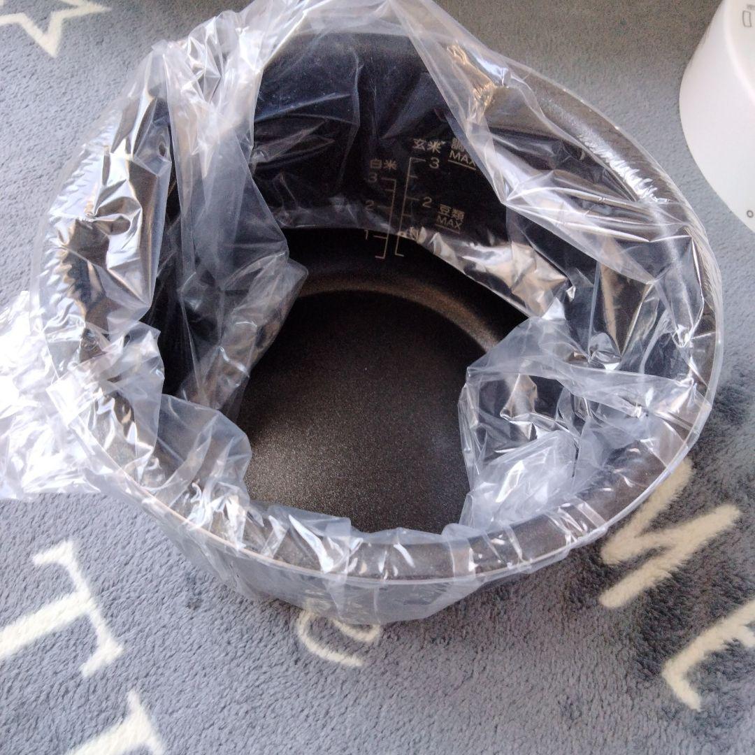 未使用品　電気圧力鍋　シロカSP-D131（W）