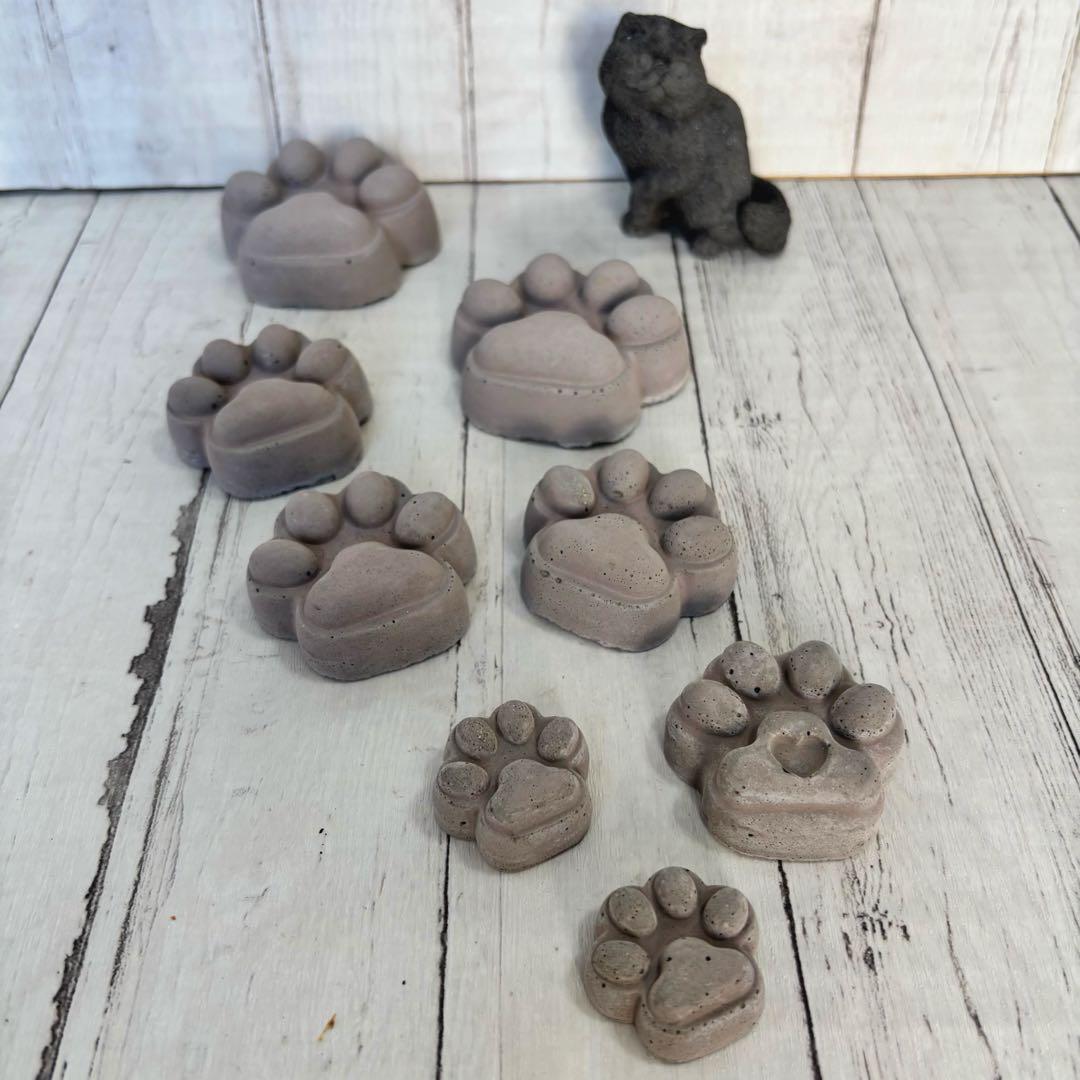 ＊肉球型　セメント製　オブジェ8個セット