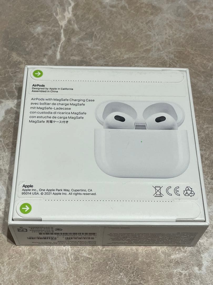 【未開封品】AirPods（第3世代） MME73J/A