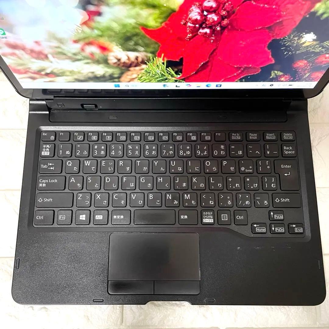 【即使用OK】タブレットPC i3-第10世代 SSD Office 富士通