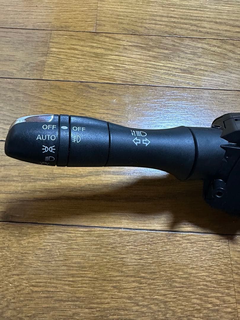 INFINITI G25 G35 G37 V36 ディマースイッチ