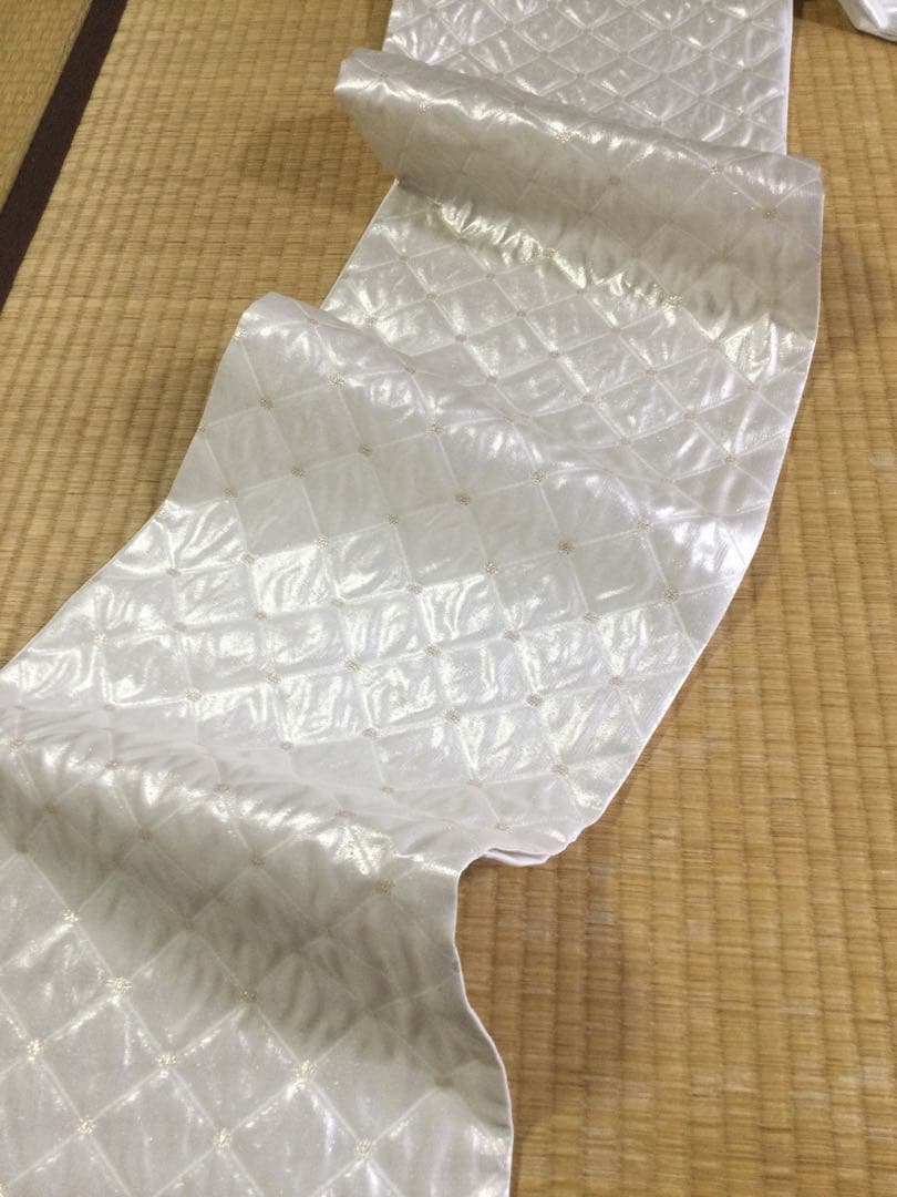 訳有り！素敵な装い！西陣袋帯 綿芯本仕立付　有職菱紋様　白銀　簡易包装