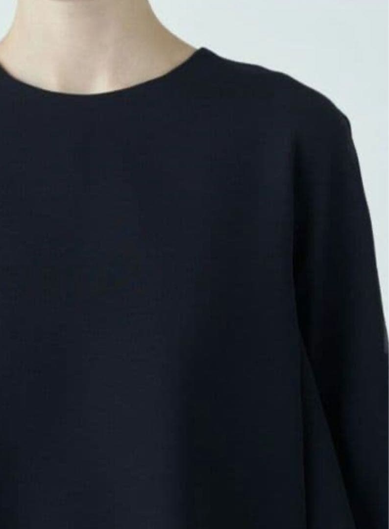 TOMORROWLAND　ドライダブルクロス クルーネックプルオーバー　ネイビー