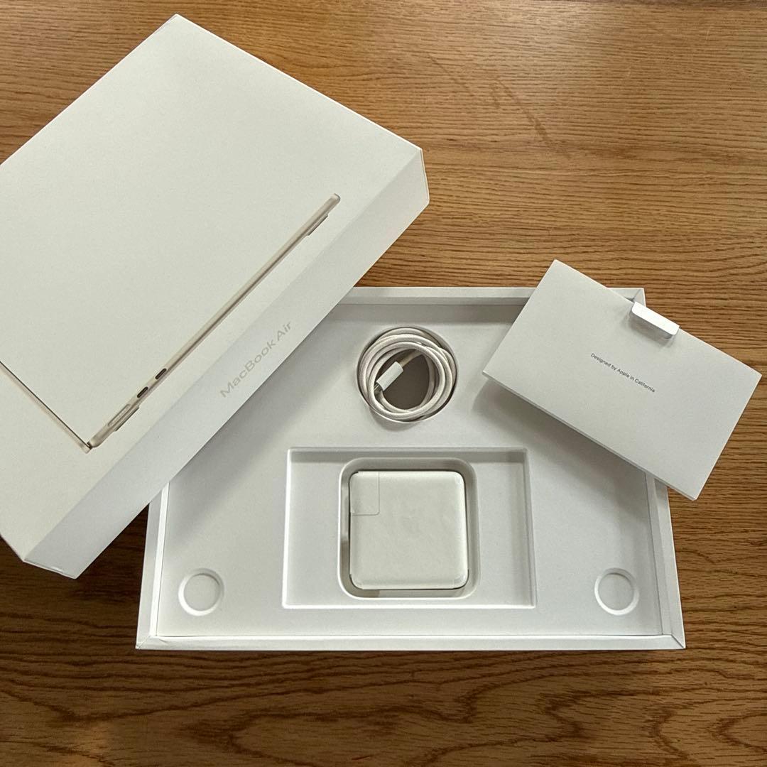 Apple MacBook Air 13インチ