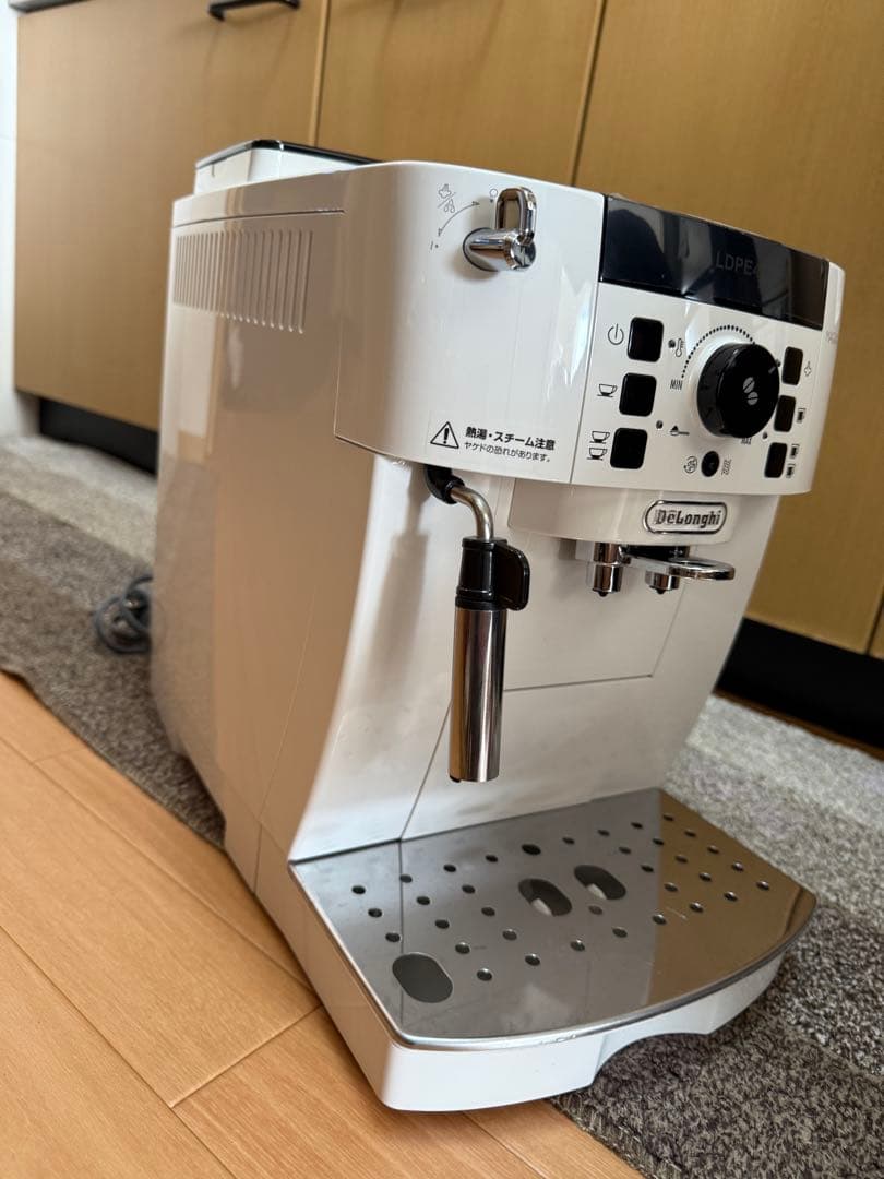 De'Longhi MAGNIFICA S 全自動コーヒーマシン