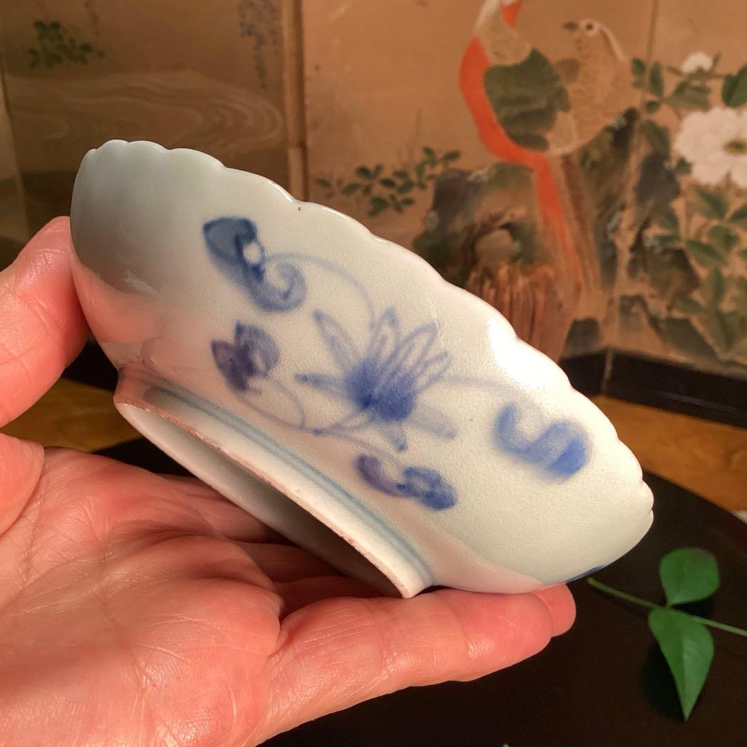 A1007 大聖寺伊万里　赤絵　染錦手　菊形　　５枚