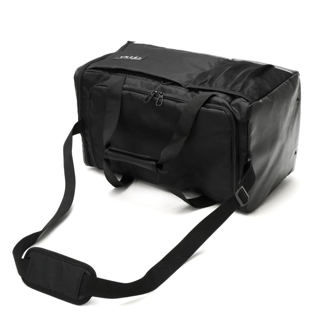 プーマ　新品　ボストン バッグ　トレーニング スポーツ M シューズ ブラック