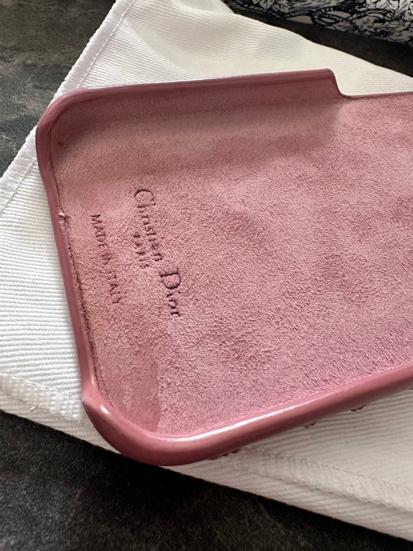 Christian Dior キルティングiPhone14Proケース