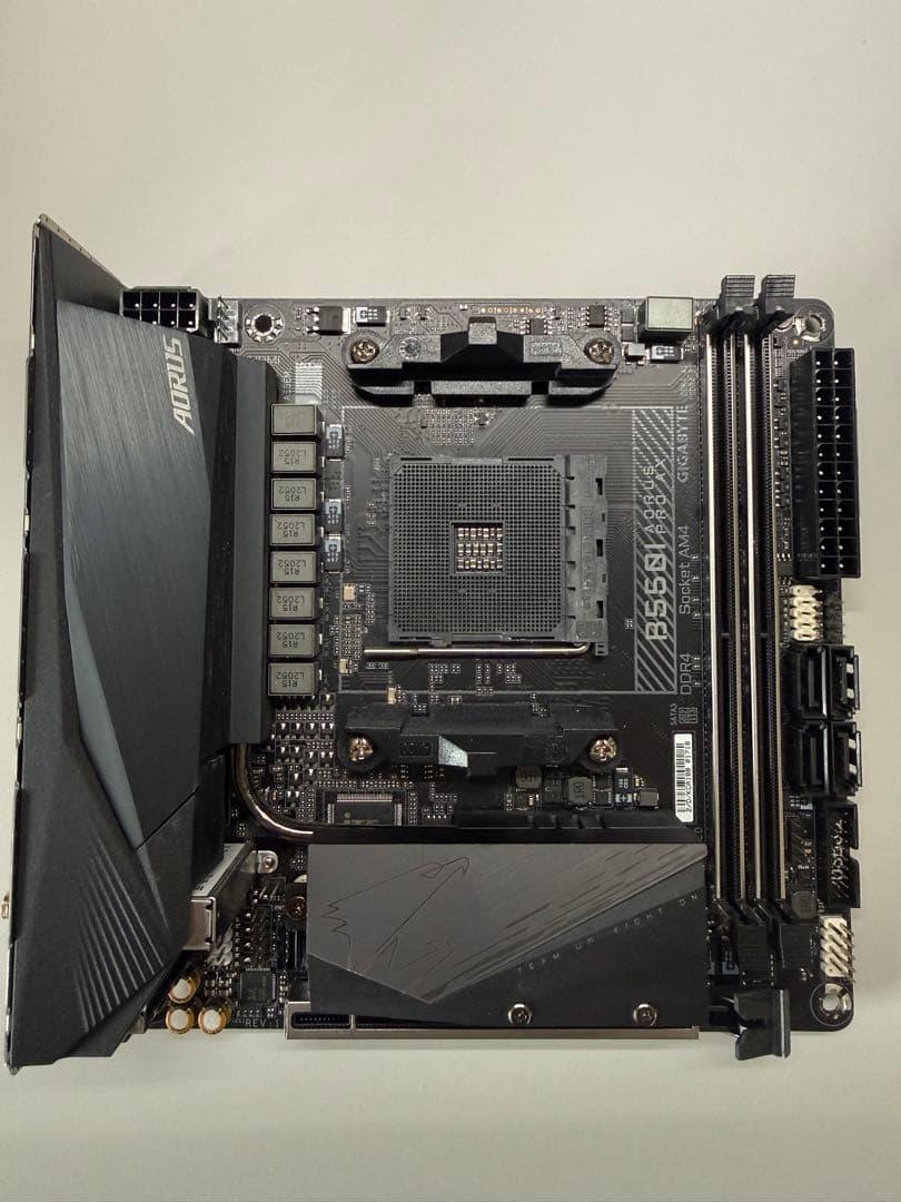 マザーボード GIGABYTE B550I AORUS PRO AX rev1.0