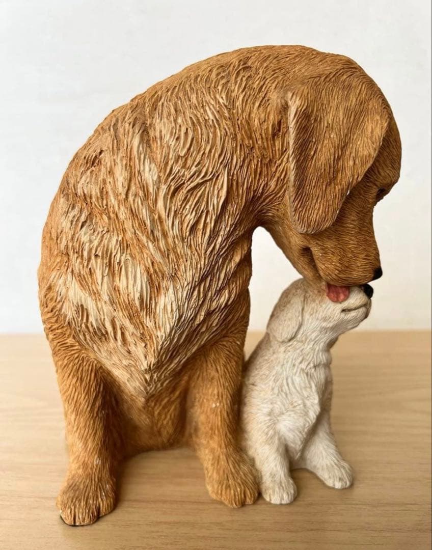 【新品】 サンドラ・ブルー ゴールデンレトリバーの置物(大)