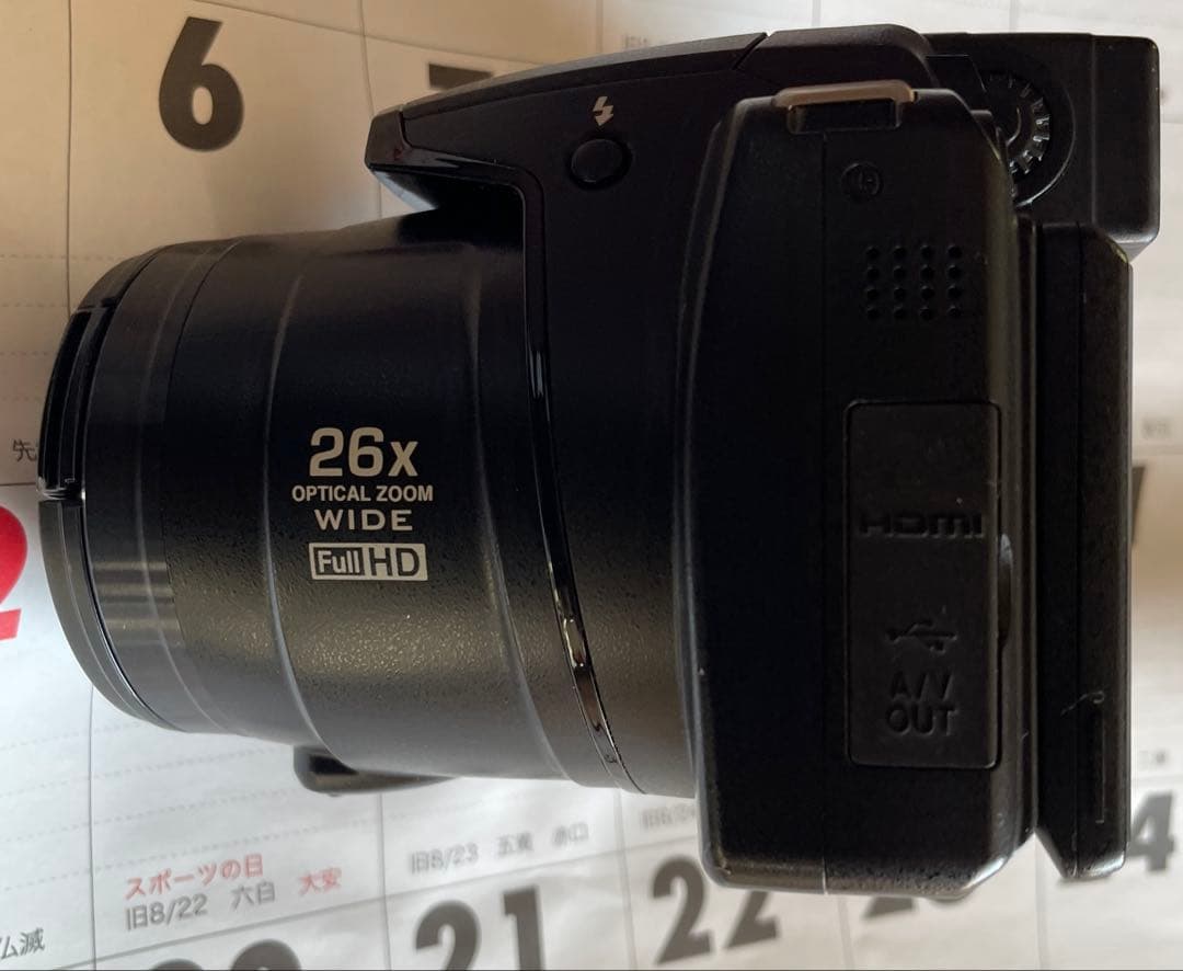 美品ニコン Nikon COOLPIX P100 26x 前キャップ付