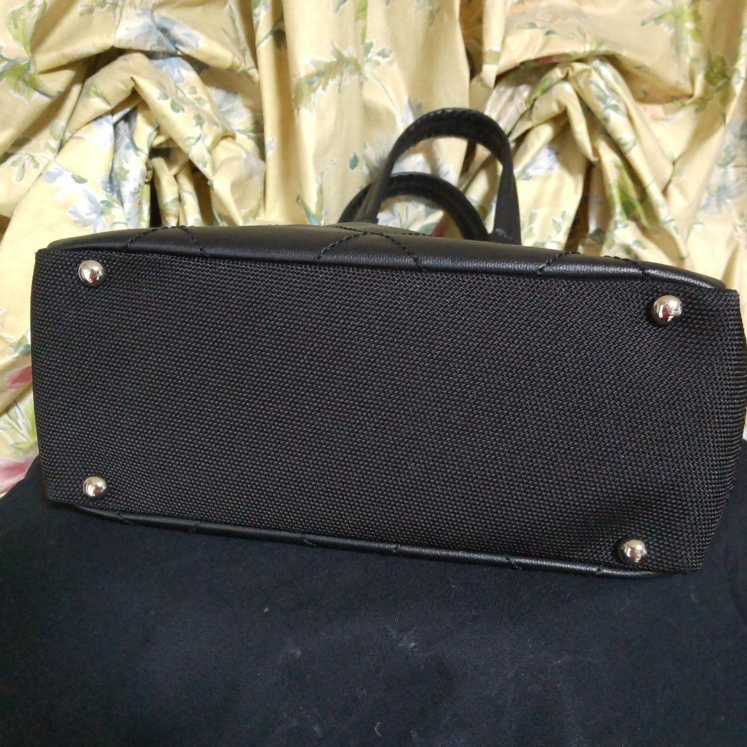 メルさま超美品シャネルバッグビアリッツ