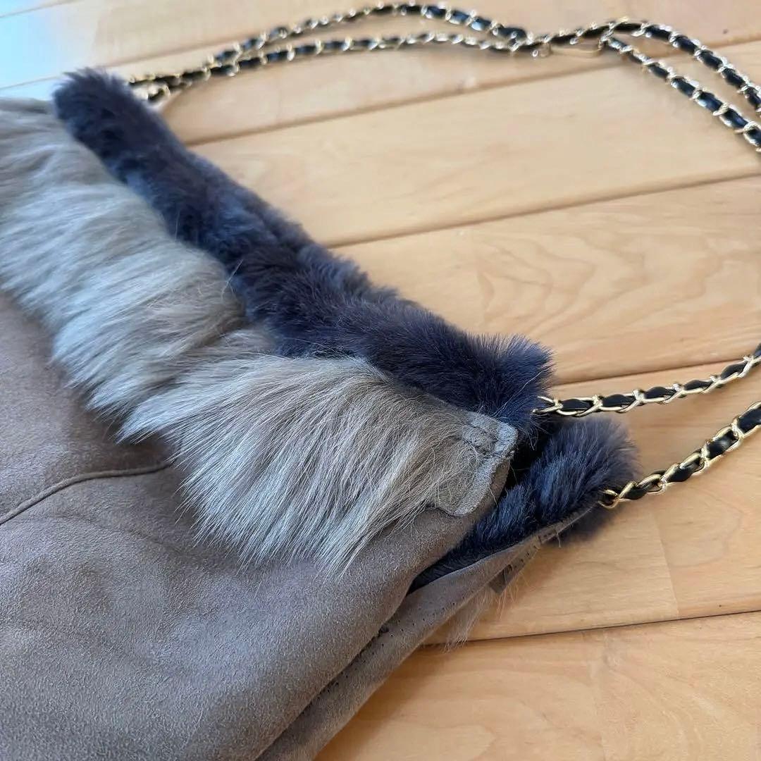 美品❗️羊革シープスキン　ボア　チェーンショルダーバッグ　リバーシブル可